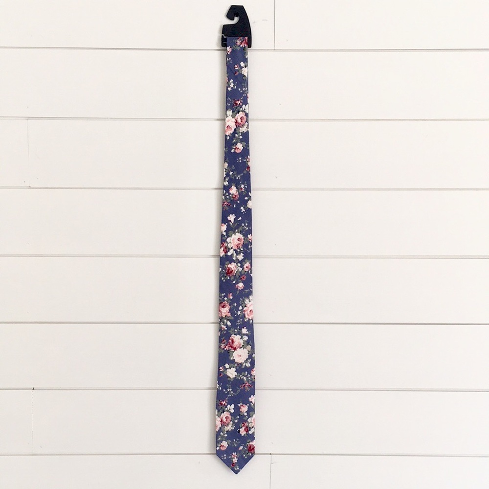 Original Penguin Men’s Navy Blue Floral Skinny Tie